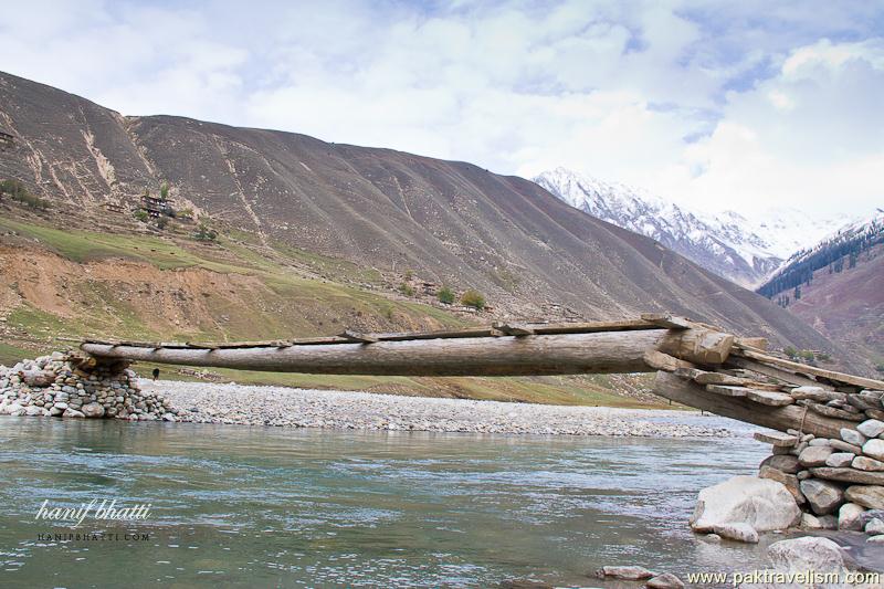 Wooden bridge over river Kunhar.