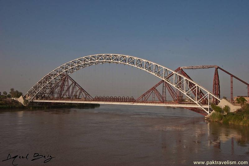 Landsowne Bridge, Sukkur