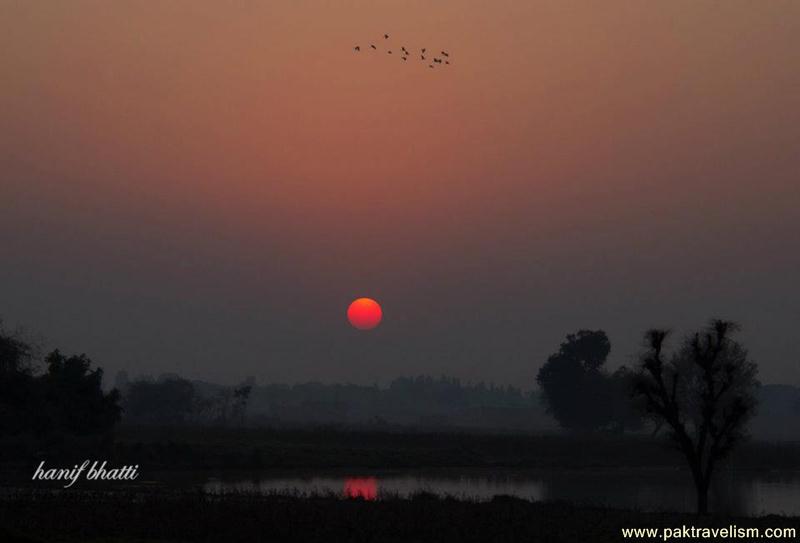 Sunset in Tando Adam.