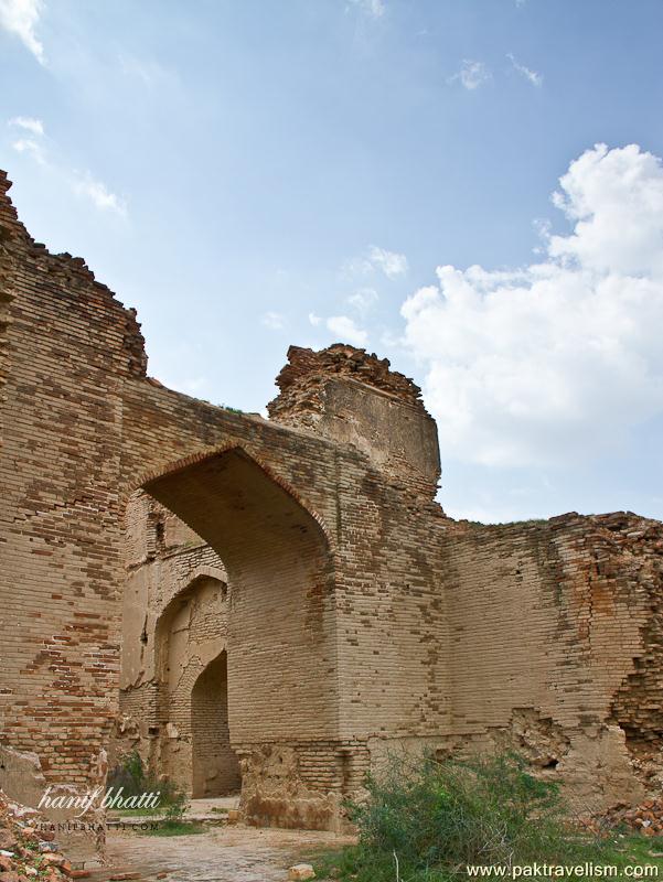 Kalan Kot Fort or Kalakot Fort