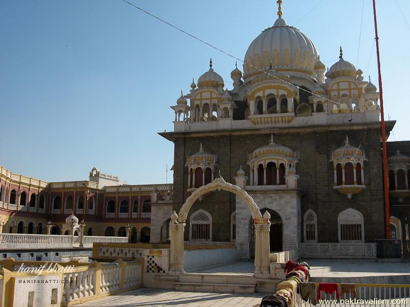 Guru Nanak Sikh Gurdwara - Hasanabdal