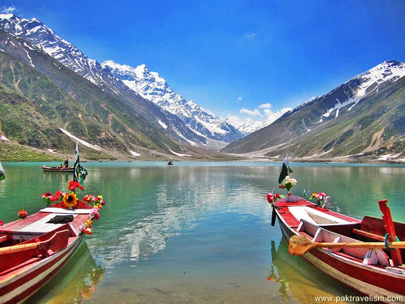 Saif-ul-malook Lake !