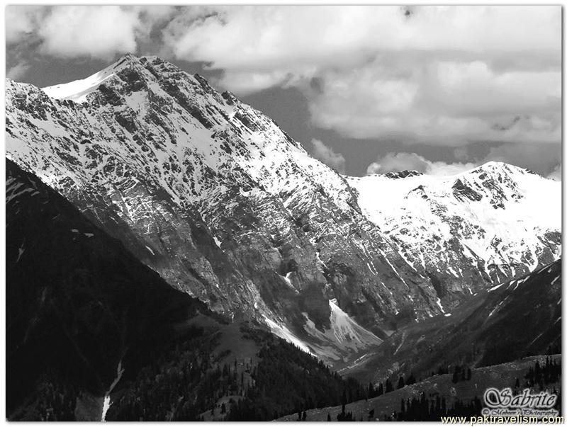 Snowbound peaks of Kaghan Valley