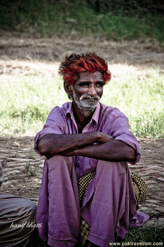 Faces In Tando Adam