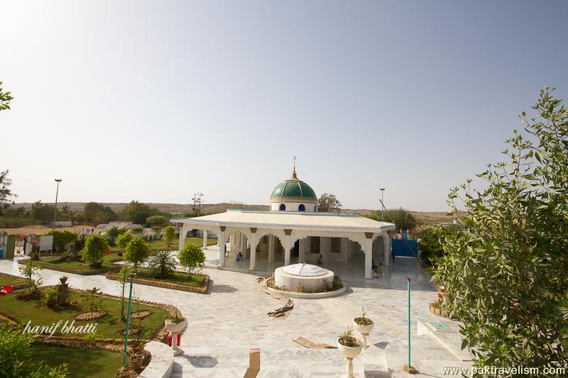 Tomb of Samandari Baba, Karachi